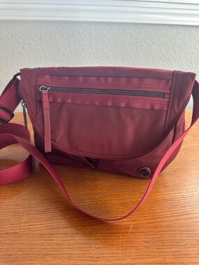 Lululemon Maroon Crossbody Messenger Bag